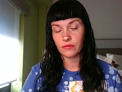 Marcelinegoddess online show from 17, 12, 2024