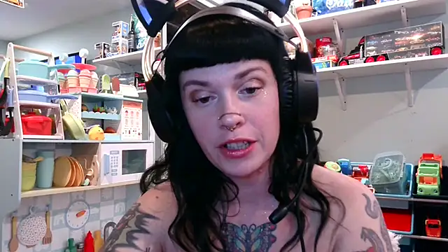 Marcelinegoddess online show from 24, 2, 2025