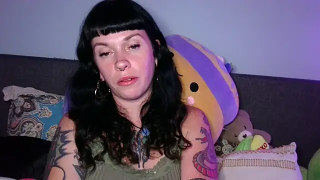 Marcelinegoddess online show from 17, 9, 2025