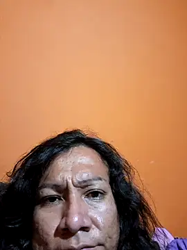 miicheele32 online show from 1, 10, 2025