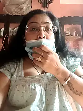 Snapshot of LAVERNIYA_ chatting on 14, 2, 2025 LAVERNIYA online show from 14, 2, 2025