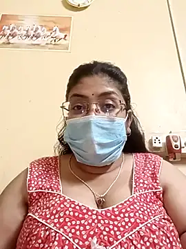 Snapshot of LAVERNIYA_ chatting on 2, 3, 2025 LAVERNIYA online show from 2, 3, 2025