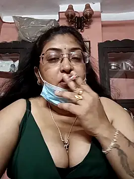 Snapshot of LAVERNIYA_ chatting on 11, 3, 2025 LAVERNIYA online show from 11, 3, 2025