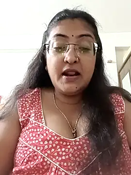 Snapshot of LAVERNIYA_ chatting on 17, 9, 2025 LAVERNIYA online show from 17, 9, 2025