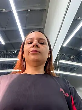 Snapshot of atheneacruize chatting on 15, 11, 2025 atheneacruize online show from 15, 11, 2025