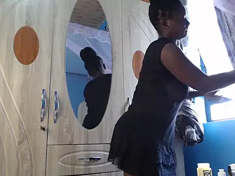 TrishaKalid online show from 18, 2, 2026