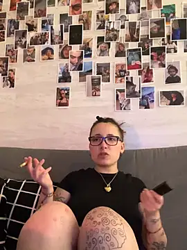 Hawitxui online show from 11, 4, 2026