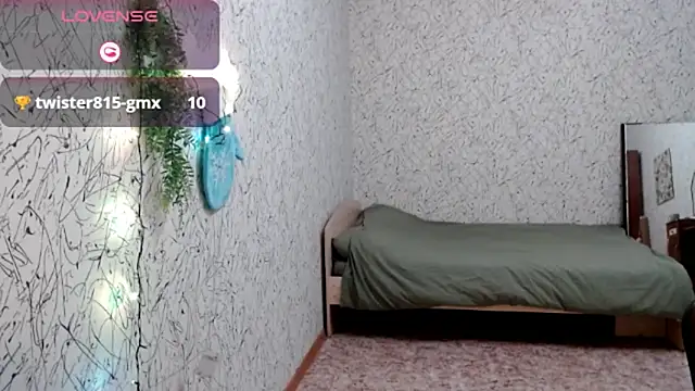 Snapshot of Athena_Richards chatting on 15, 12, 2025 Athena Richards online show from 15, 12, 2025