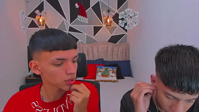 Snapshot of Juan_Nd_Steven chatting on 16, 12, 2025 Juan Nd Steven online show from 16, 12, 2025