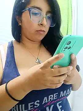  Angelinaandrade  online show from 16, 1, 2026