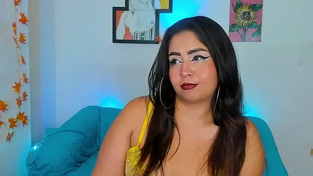 Snapshot of LiahDiaz chatting on 25, 2, 2025 LiahDiaz online show from 25, 2, 2025