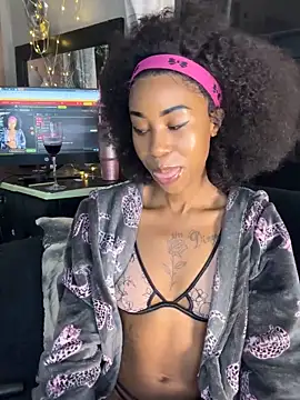 Snapshot of Dime-__ chatting on 15, 10, 2025 Dime- online show from 15, 10, 2025