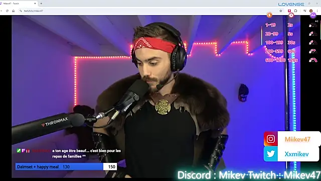 Snapshot of Mikev chatting on 11, 9, 2025 Mikev online show from 11, 9, 2025