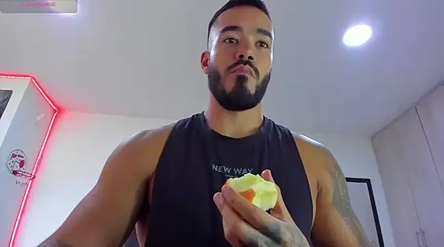 Alexander Martines online show from 7, 3, 2025