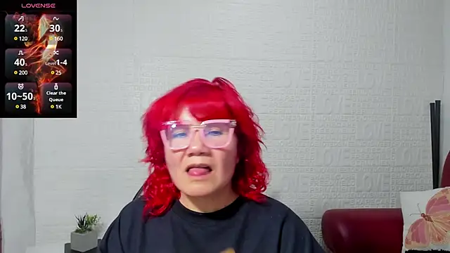 Salomeediaz  online show from 27, 1, 2025