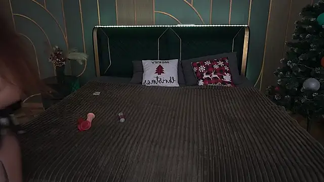 PamelaXX  online show from 7, 1, 2025