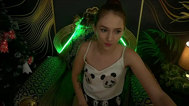 PamelaXX  online show from 13, 1, 2025