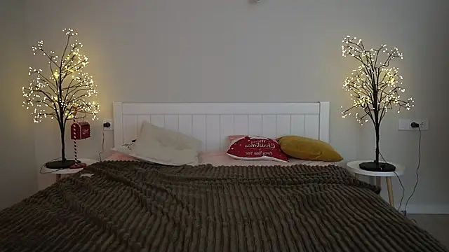 PamelaXX  online show from 5, 2, 2025