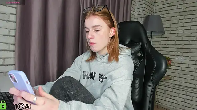 Stacey Brown online show from 12, 2, 2026