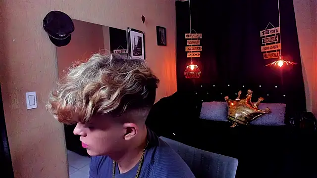 Snapshot of ANDRIUS_24 chatting on 16, 3, 2026 ANDRIUS 24 online show from 16, 3, 2026