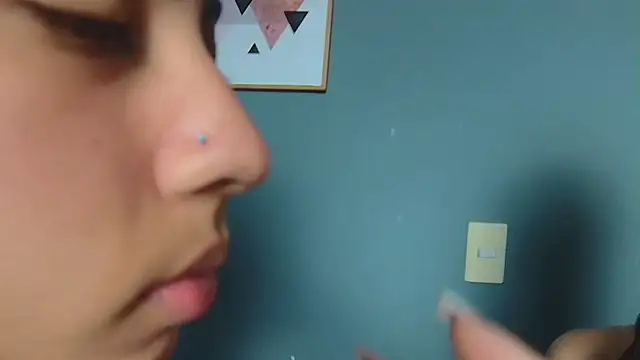 strawberrymia68 online show from 20, 3, 2025