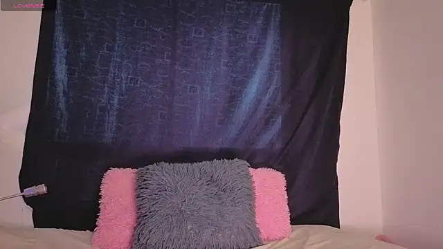 Hotsamantamature online show from 29, 5, 2026