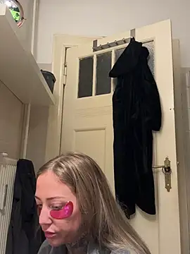 ElenaHaze online show from 29, 1, 2025