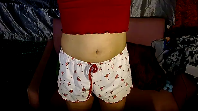 tashakaixxx online show from 15, 4, 2026