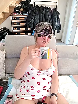 Snapshot of Rose_Libertine chatting on 23, 3, 2026 Rose Libertine online show from 23, 3, 2026