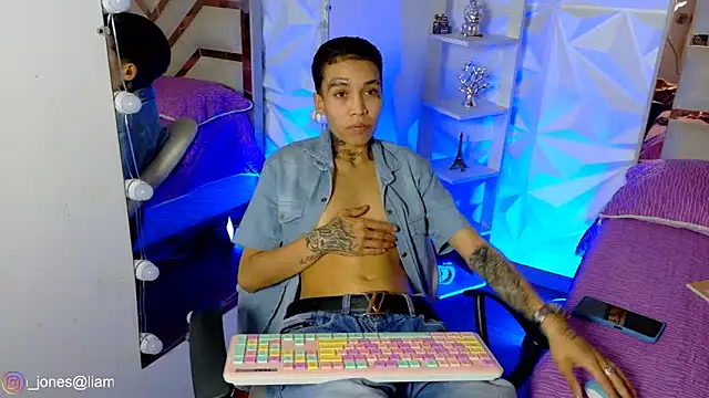 Jonesliam23 online show from 16, 5, 2026