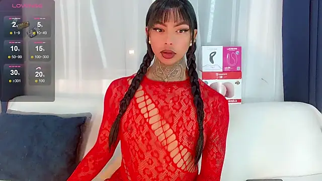 Snapshot of laura_sweett120 chatting on 15, 2, 2026 laura sweett120 online show from 15, 2, 2026