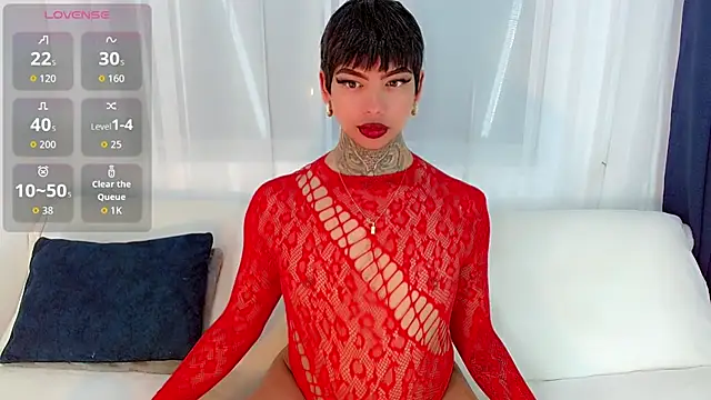 Snapshot of laura_sweett120 chatting on 18, 7, 2026 laura sweett120 online show from 18, 7, 2026