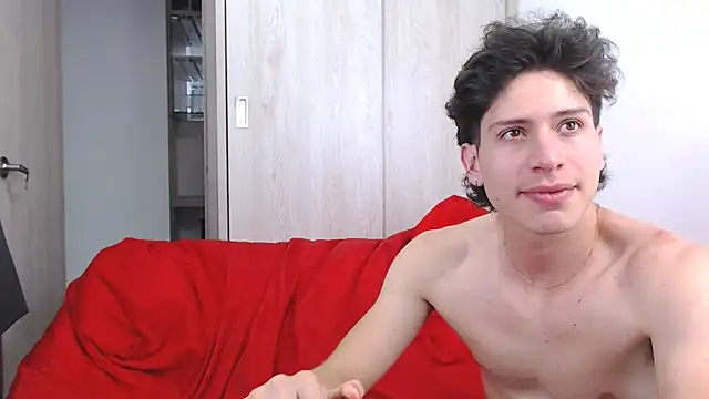 Snapshot of Sanit_Di chatting on 23, 4, 2026 Sanit Di online show from 23, 4, 2026