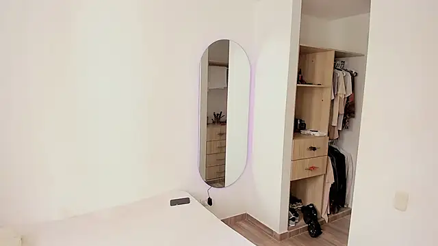 Snapshot of rose_scottt chatting on 7, 10, 2025 rose scottt online show from 7, 10, 2025