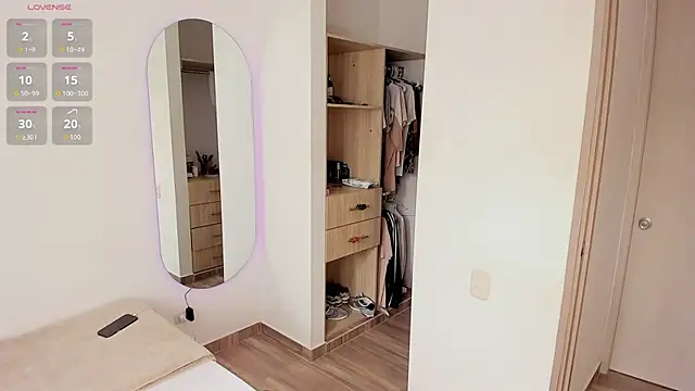 Snapshot of rose_scottt chatting on 15, 10, 2025 rose scottt online show from 15, 10, 2025