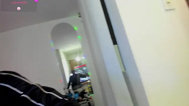 Snapshot of Jordyrodriiguez chatting on 5, 1, 2025 Jordyrodriiguez online show from 5, 1, 2025