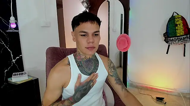 Snapshot of Jordyrodriiguez chatting on 5, 11, 2025 Jordyrodriiguez online show from 5, 11, 2025