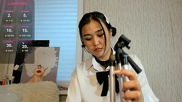 luna-catt online show from 26, 1, 2025