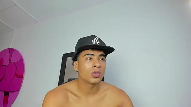 Snapshot of ANGEL_NICOLAS chatting on 10, 1, 2025 ANGEL NICOLAS online show from 10, 1, 2025