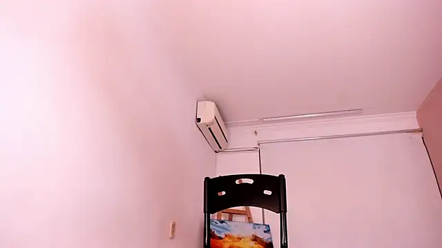 Snapshot of ANGEL_NICOLAS chatting on 27, 2, 2025 ANGEL NICOLAS online show from 27, 2, 2025