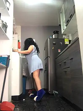 Sweeetness Milf online show from 12, 2, 2025