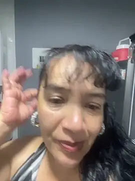 Sweeetness Milf online show from 23, 10, 2025