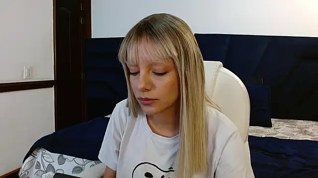 Snapshot of peyton_golden1 chatting on 9, 1, 2026 peyton golden1 online show from 9, 1, 2026