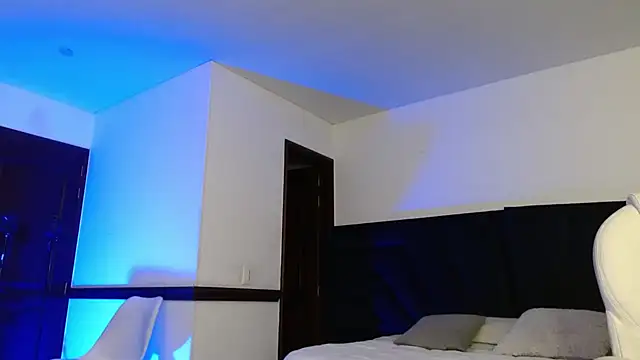 Snapshot of peyton_golden1 chatting on 2, 3, 2026 peyton golden1 online show from 2, 3, 2026