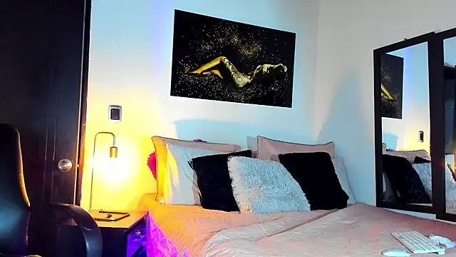 KimberlyBanks2 online show from 29, 1, 2025