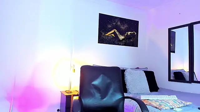 KimberlyBanks2 online show from 28, 2, 2025