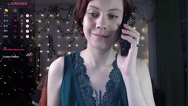 Snapshot of Your_Corvus chatting on 8, 12, 2024 Your Corvus online show from 8, 12, 2024