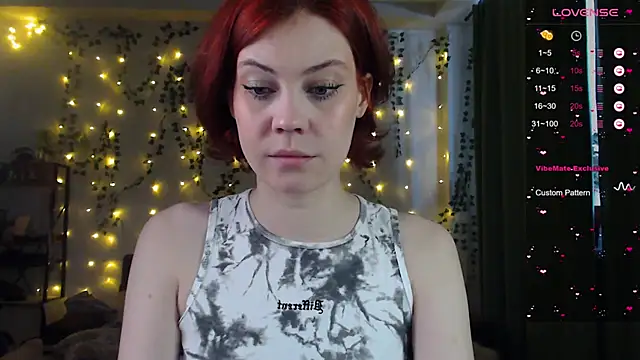 Snapshot of Your_Corvus chatting on 11, 3, 2025 Your Corvus online show from 11, 3, 2025