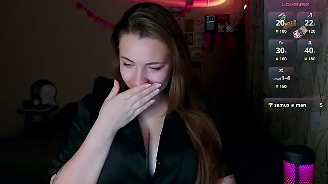 LisaCase online show from 25, 2, 2026