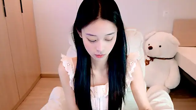 Snapshot of Xueb_J chatting on 3, 12, 2025 Xueb J online show from 3, 12, 2025